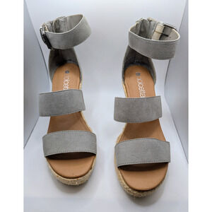 Dolcetta Gray Espadrille Wedge Sandals Women’s Size 8 Suede Leather Ankle Strap